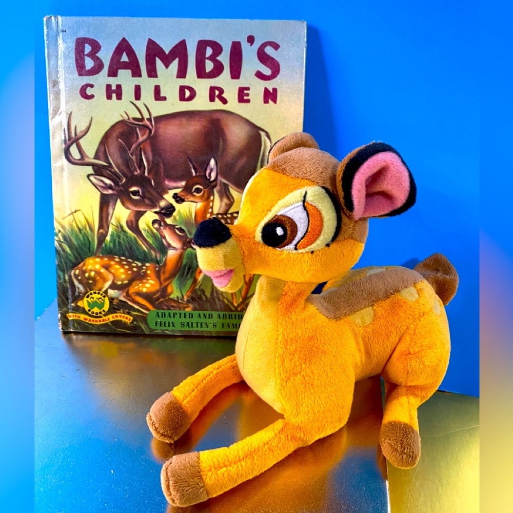 VINTAGE BAMBI BUNDLE 1951 WONDER HARDCOVER BOOK & 90’s DISNEY BEAN BAG PLUSH 7”